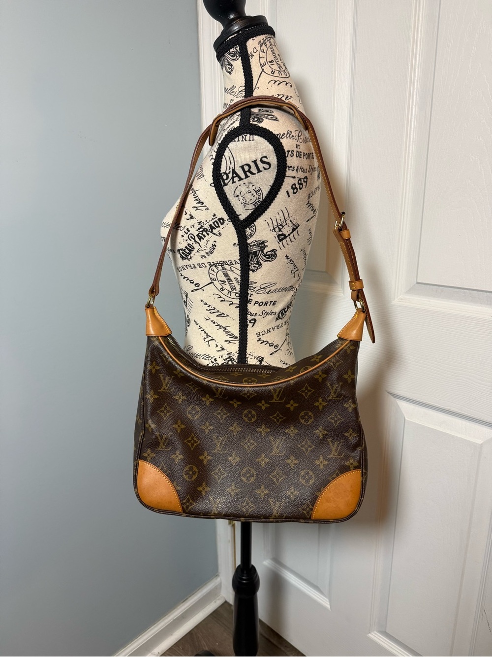 Authentic Louis Vuitton Monogram Boulogne 30 Canvas Shoulder Bag-2003